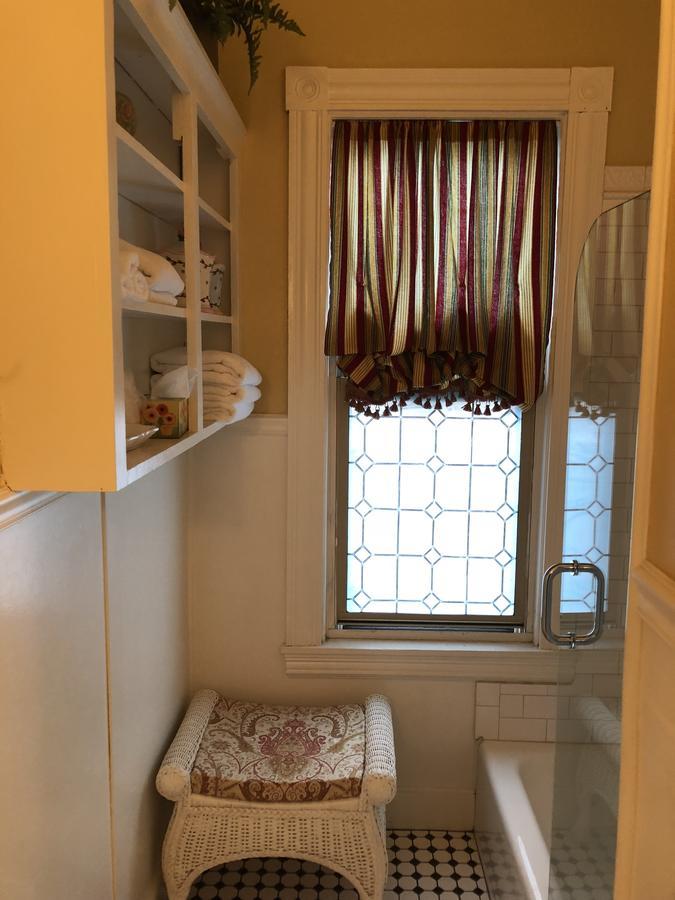 Penley House Bed & Breakfast Оберн Экстерьер фото