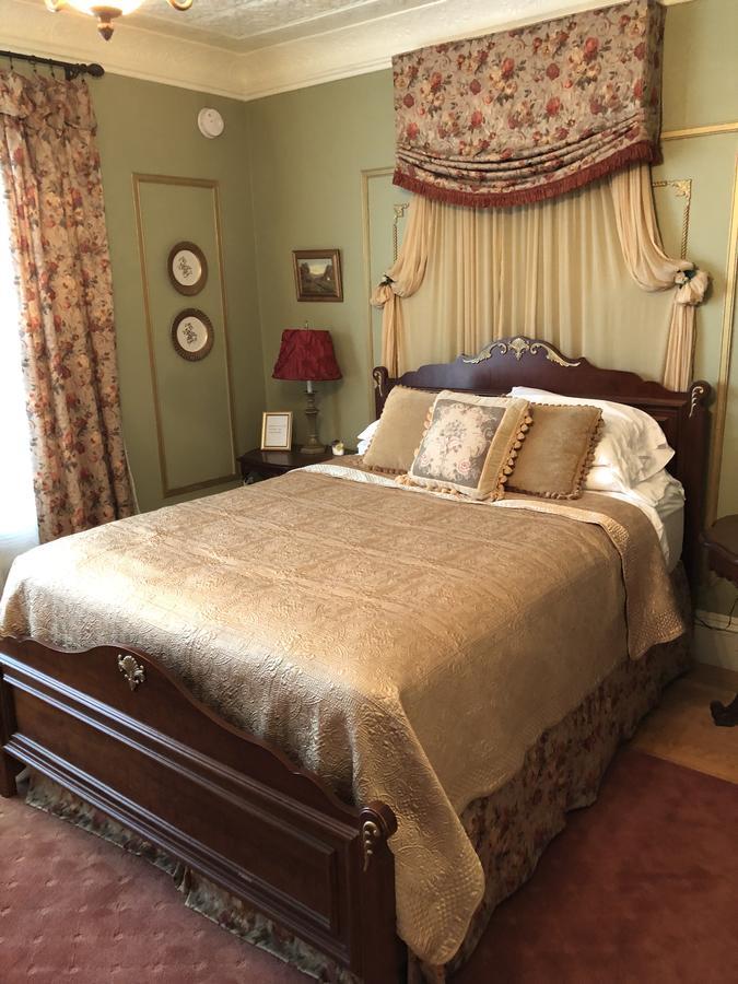 Penley House Bed & Breakfast Оберн Экстерьер фото